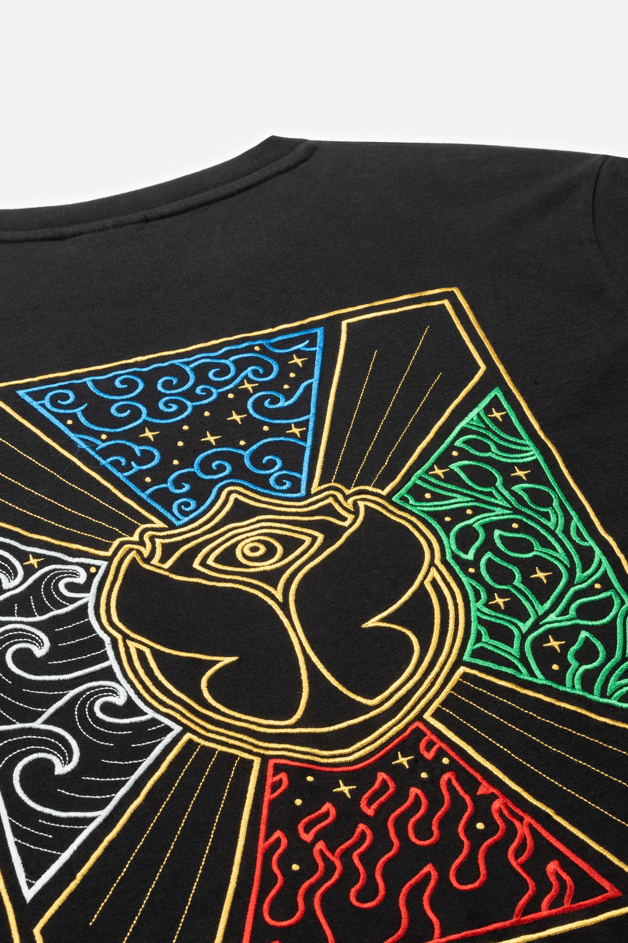 CAMISETA UNITY FLAG COLOR TOMORROWLAND – Tomorrowland Store Brasil