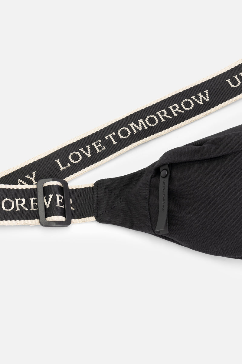 SLOGAN BELT BAG